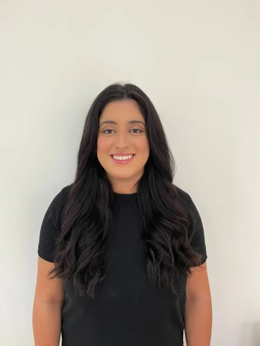 Karina Macedo - Profile
